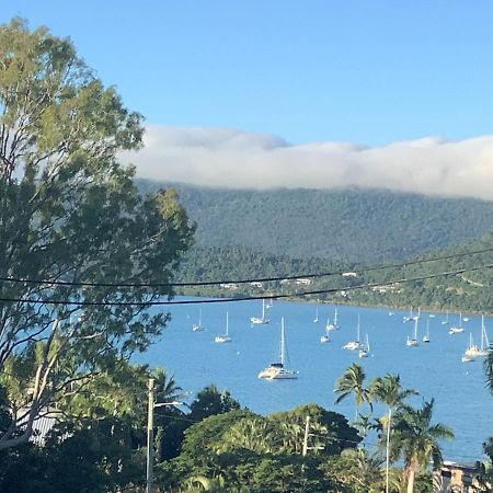 Studio Apartment With Seaview Airlie Beach Exteriér fotografie