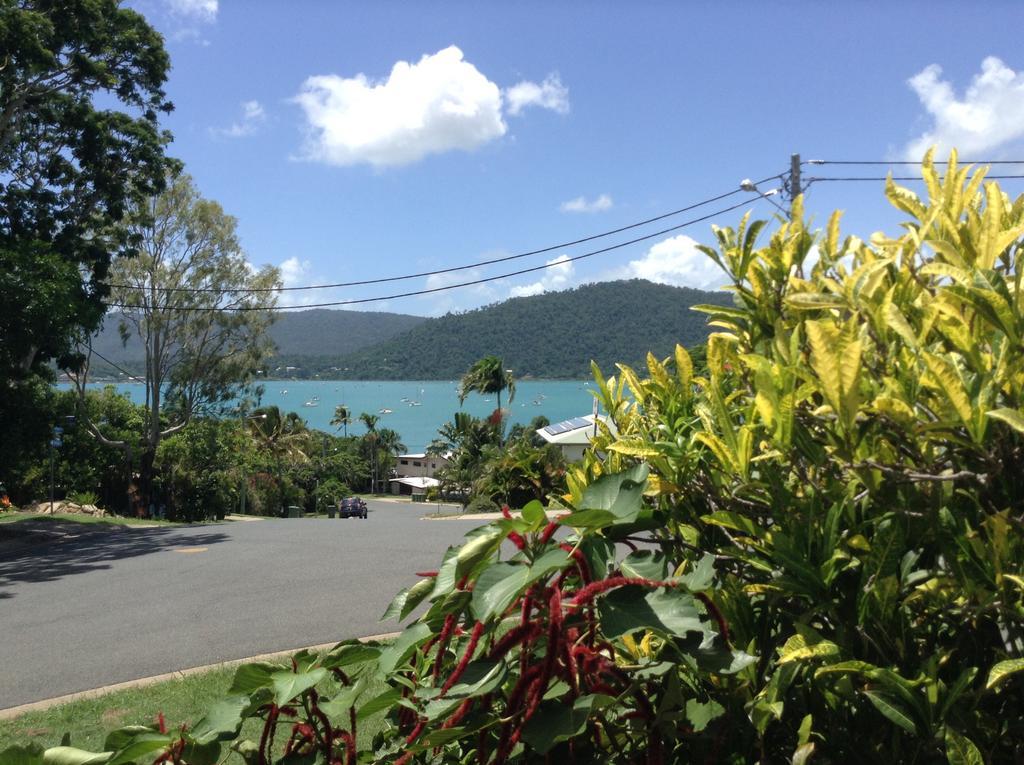 Studio Apartment With Seaview Airlie Beach Exteriér fotografie