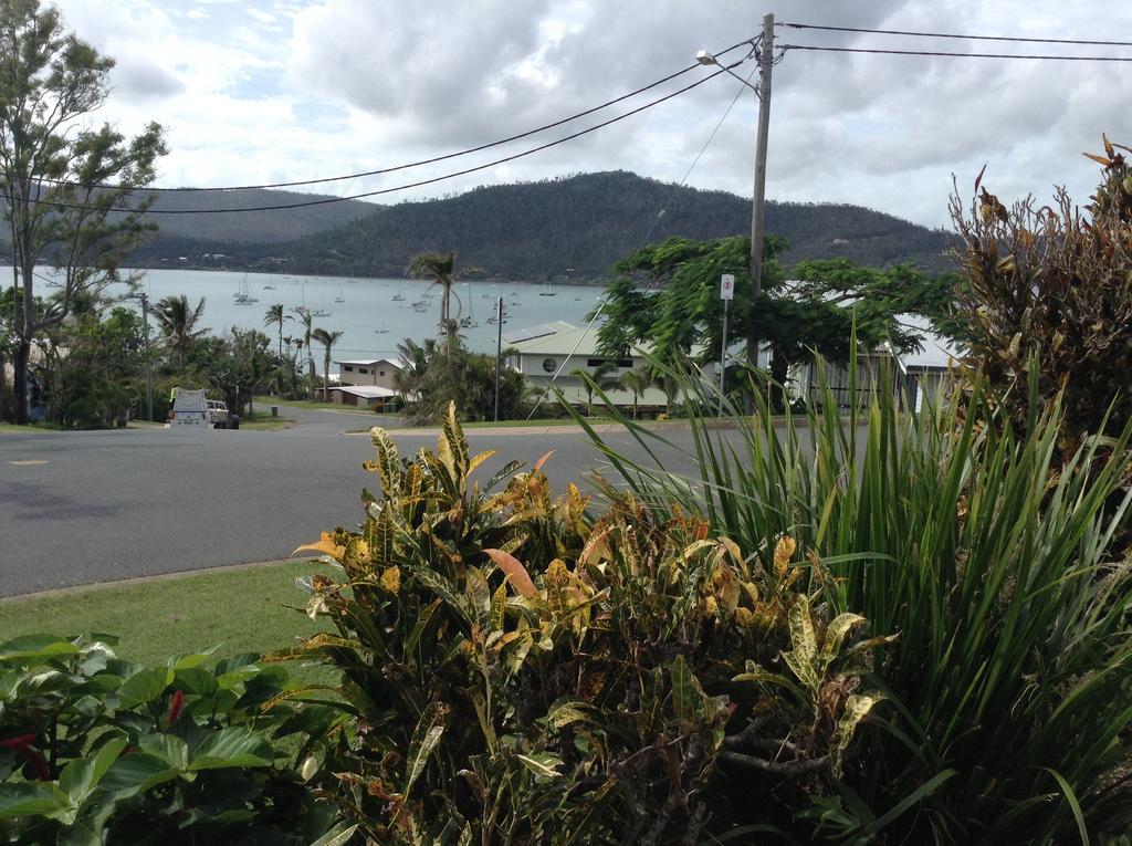 Studio Apartment With Seaview Airlie Beach Exteriér fotografie